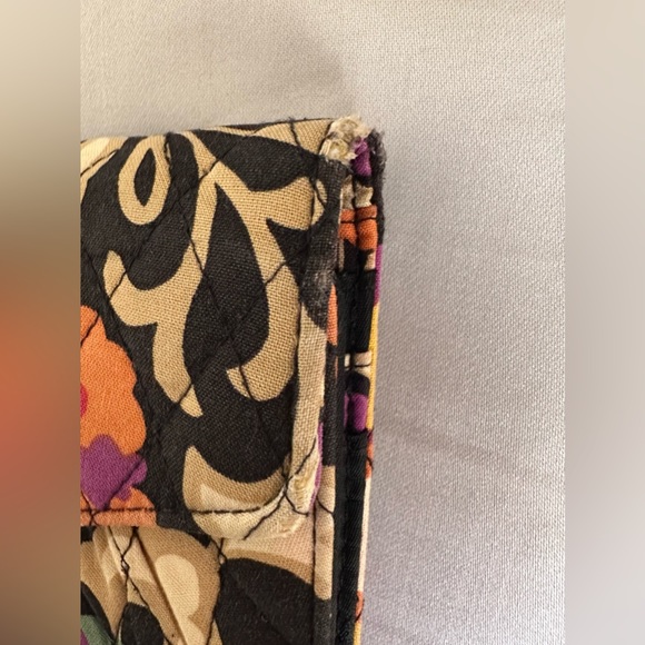 Used Vera Bradley Wallet - Picture 12 of 12